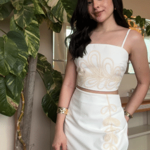 CONJUNTO SAIA E CROPPED BORDADO